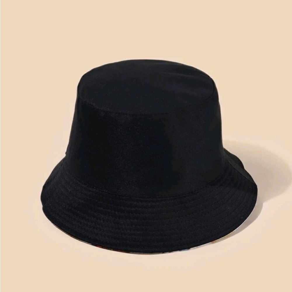 Butterfly 🦋 Reversible Bucket Hat - Picture 3 of 3